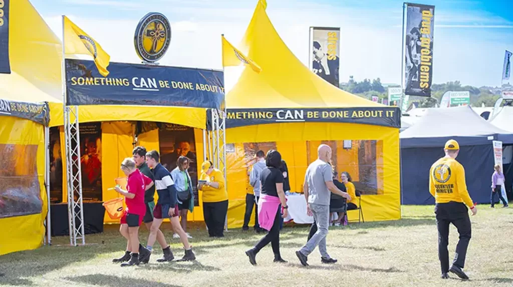 Scientology volunteer ministers at Dorset county show