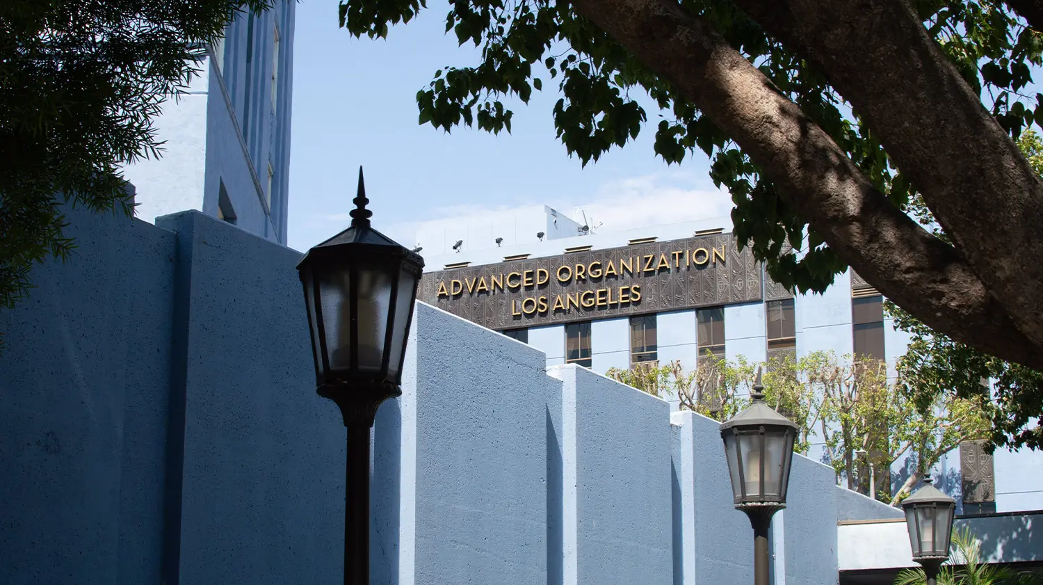 Scientology Los Angeles blue building